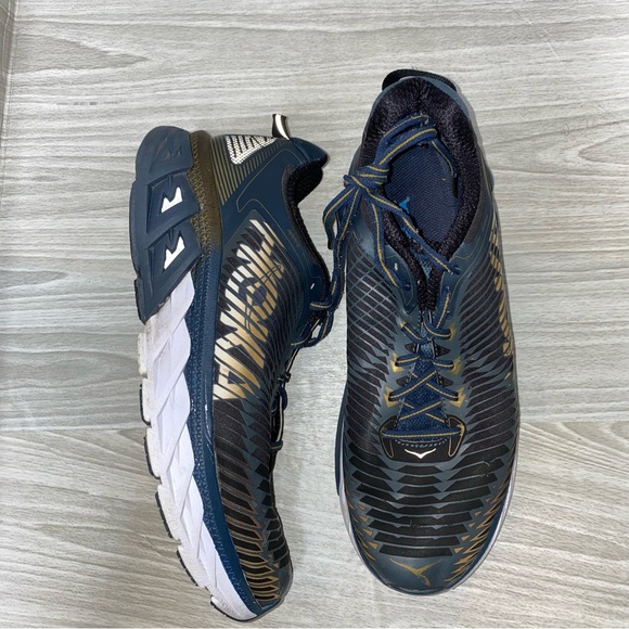 Men’s hoka Arahi Size 11 - Picture 2 of 4